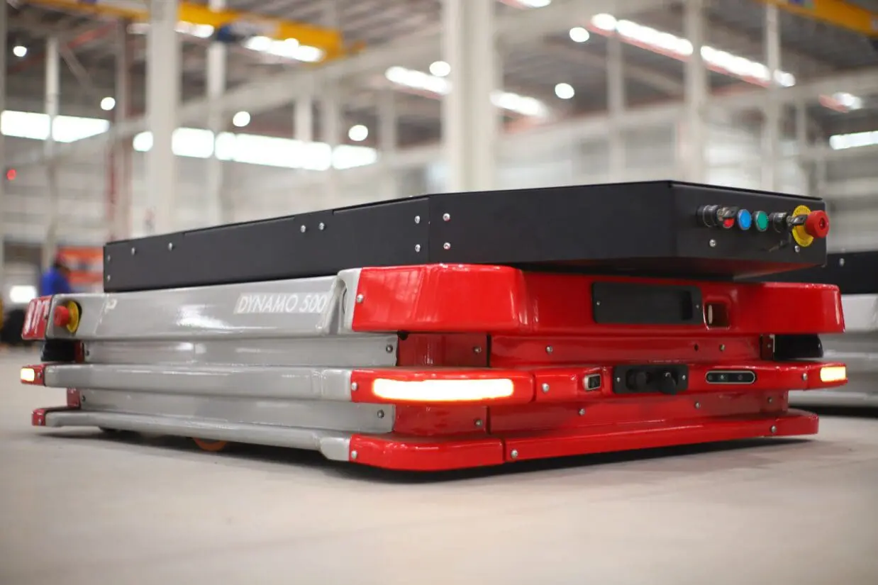 autonomous mobile robot dynamo 500