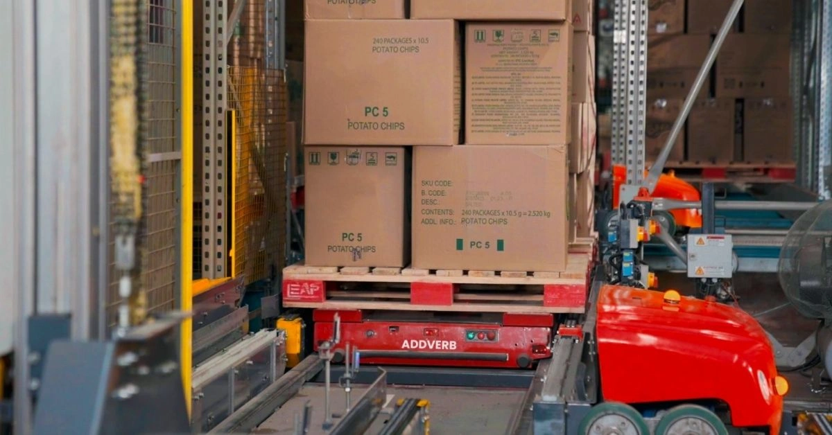 Revolutionizing-the-Food-and-Beverage-Industry-with-Robotics