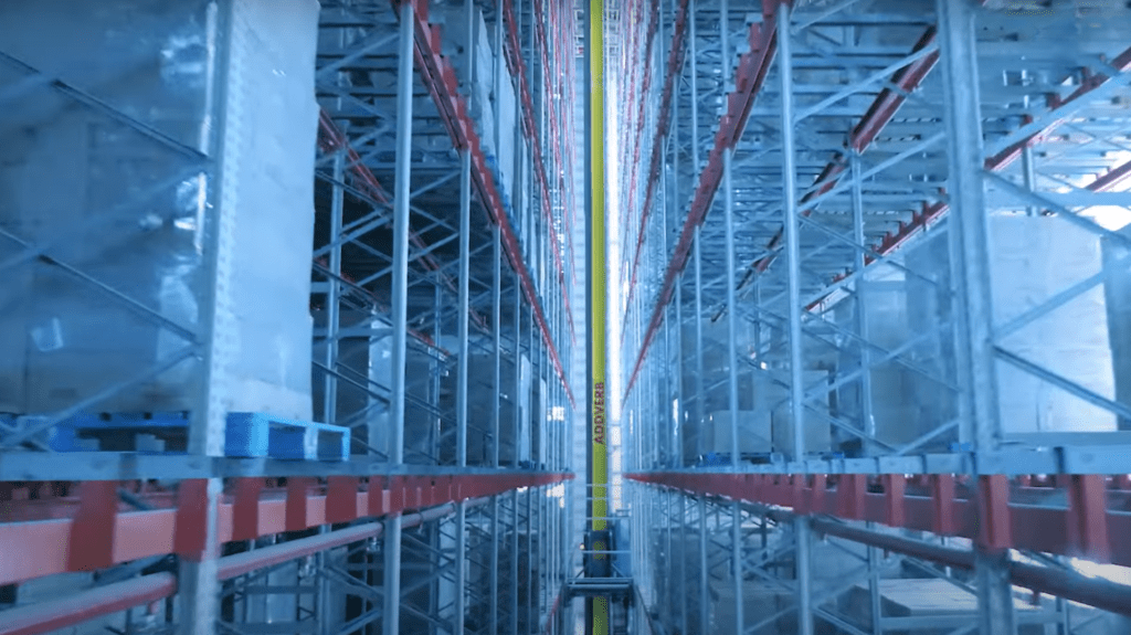 PepsiCo-automated-mixed-case-palletising-